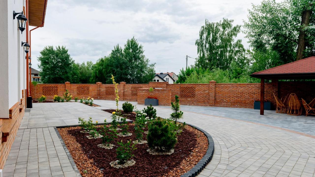 Hotel Gosciniec Ceglane Katy Dwikozy Exterior foto
